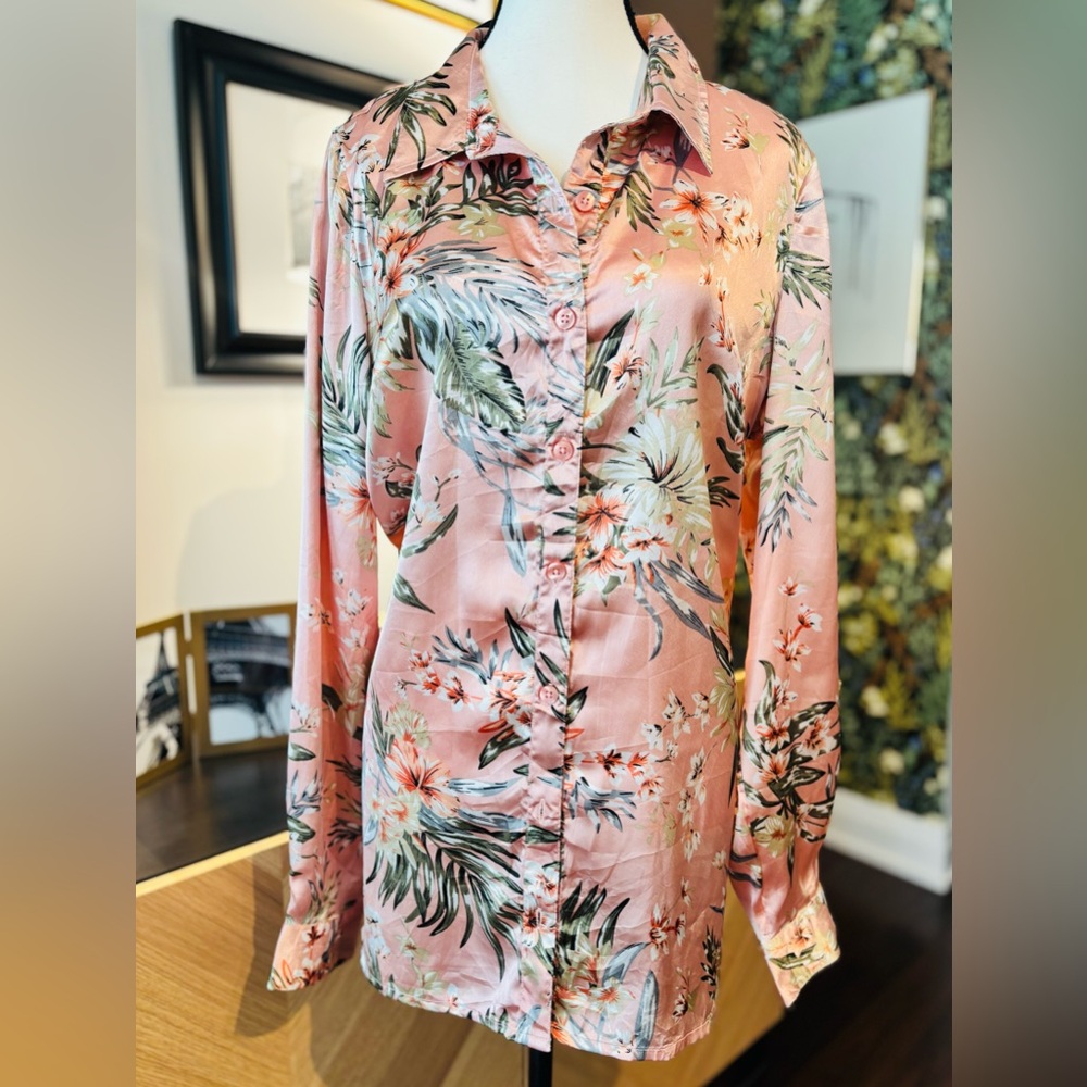 GUESS Floral Pink Satin Blouse XL - Picture 3 of 10